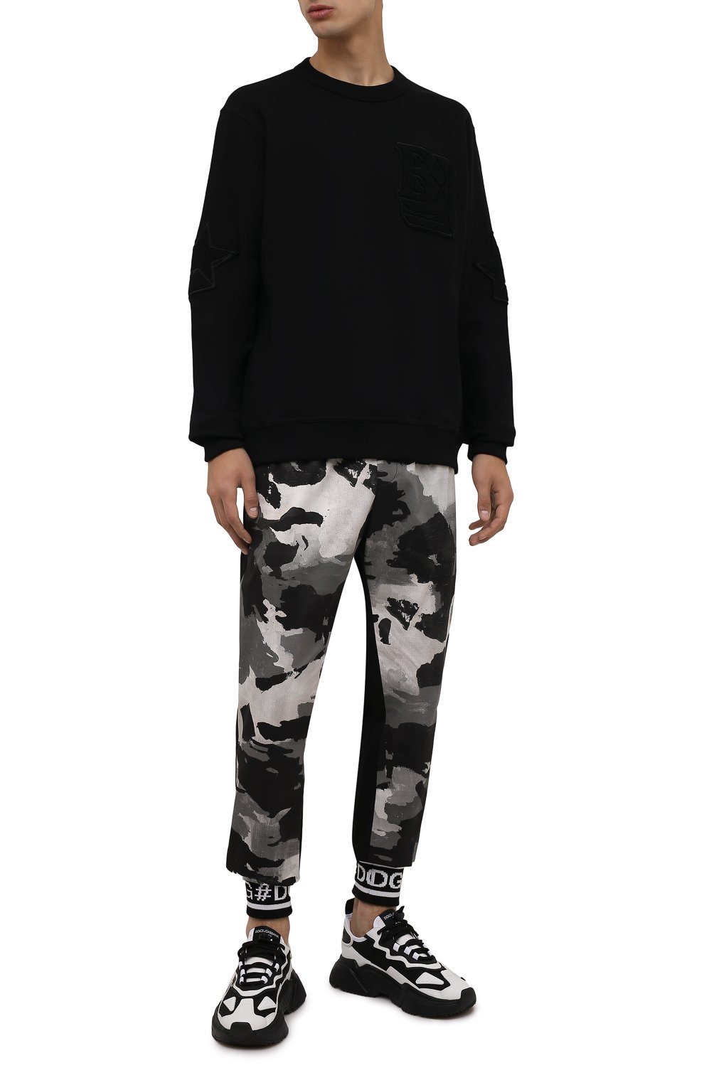 Хлопковый свитшот BURBERRY черного цвета по цене 72200 руб., арт. 8045498, фото 2 Хлопковый свитшот BURBERRY, арт. 8045498, фото 2