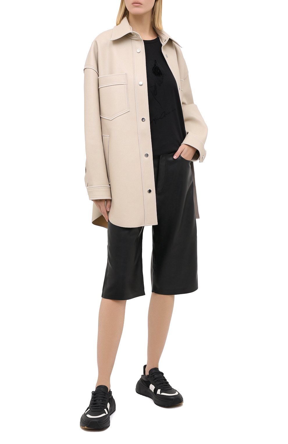 Хлопковая футболка GIORGIO ARMANI черного цвета по цене 42350 руб., арт. 6HAM62/AJMCZ, фото 2 Хлопковая футболка GIORGIO ARMANI, арт. 6HAM62/AJMCZ, фото 2