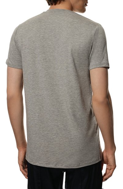 Футболка TOM FORD серого цвета по цене 24000 руб., арт. T4M091410, фото 4 Футболка TOM FORD, арт. T4M091410, фото 4