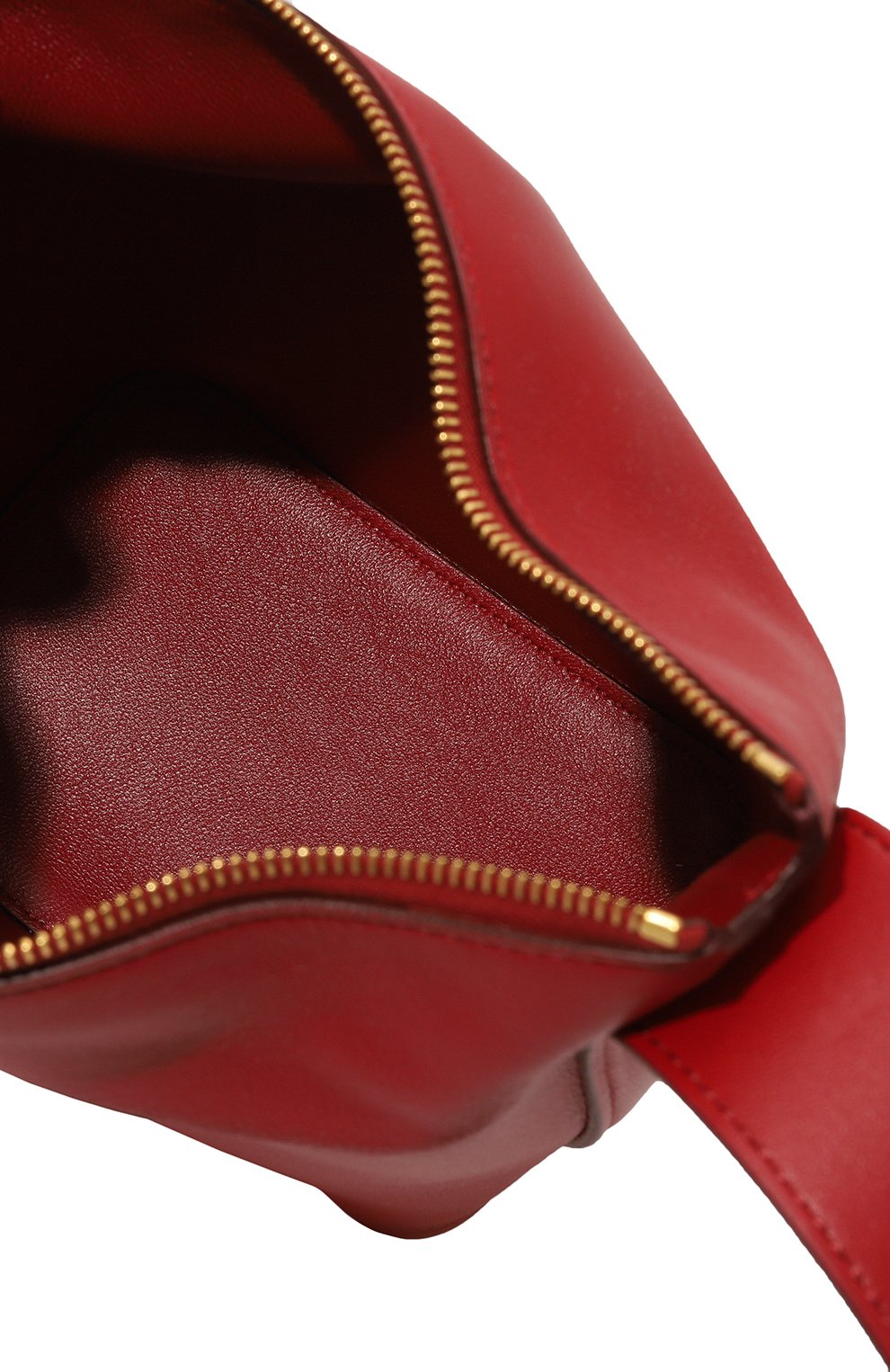 Сумка vlogo the bold edition mini VALENTINO красного цвета по цене 157500 руб., арт. 5W0P0AD7/ZFJ, фото 5 Сумка vlogo the bold edition mini VALENTINO, арт. 5W0P0AD7/ZFJ, фото 5