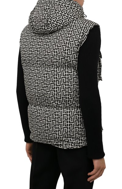 Пуховый жилет BALMAIN кремового цвета по цене 228500 руб., арт. WH1T0025/I687, фото 4 Пуховый жилет BALMAIN, арт. WH1T0025/I687, фото 4