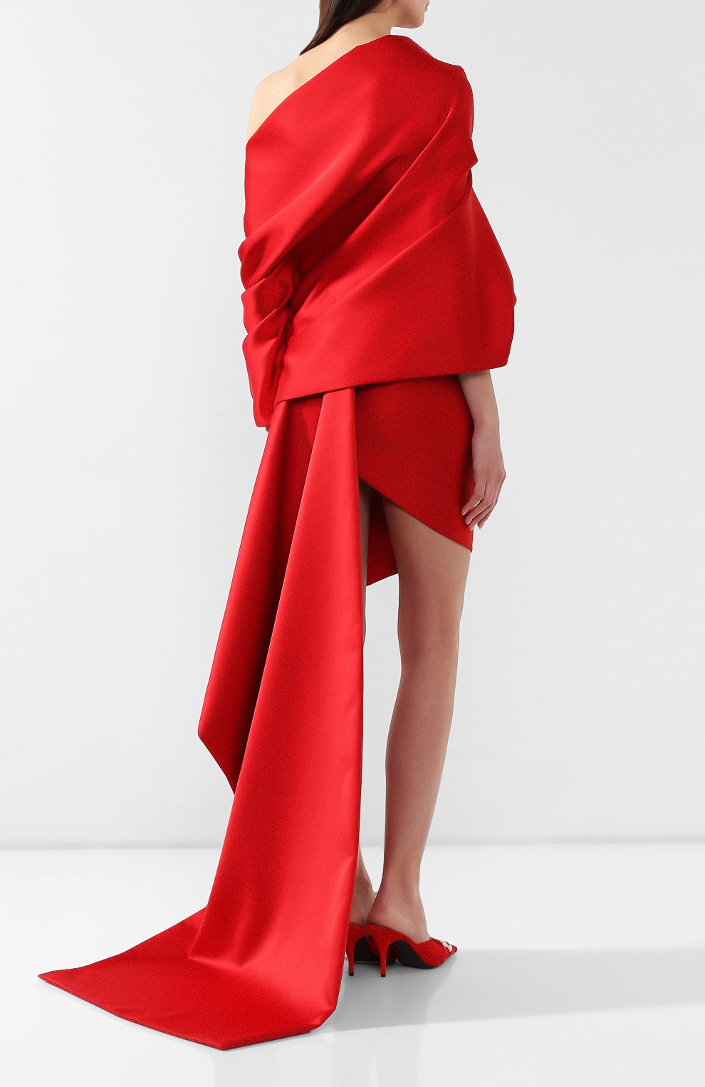 Платье BALENCIAGA красного цвета по цене 923000 руб., арт. 572555/TLD20, фото 4 Платье BALENCIAGA, арт. 572555/TLD20, фото 4