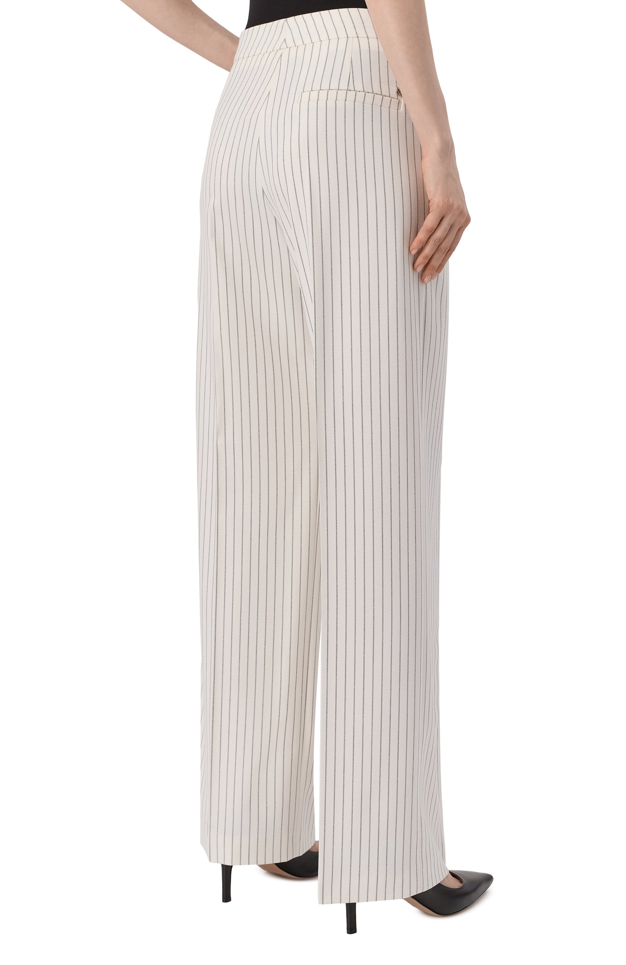 Брюки HUGO белого цвета по цене 26950 руб., арт. 50537612, фото 4 Брюки HUGO, арт. 50537612, фото 4