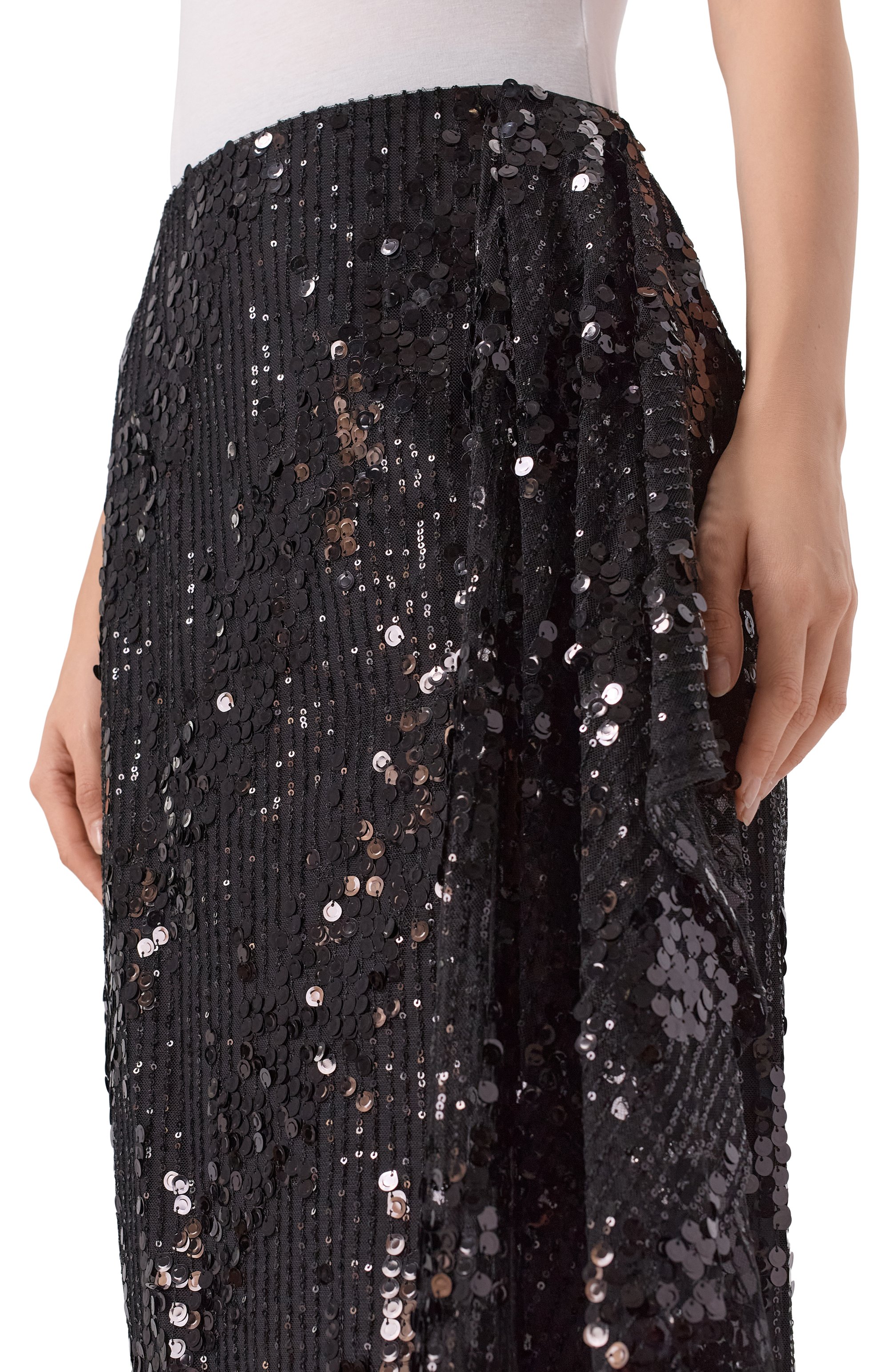 Юбка с отделкой пайетками ELIE SAAB черного цвета по цене 178000 руб., арт. SK207NP25/PA010, фото 5 Юбка с отделкой пайетками ELIE SAAB, арт. SK207NP25/PA010, фото 5