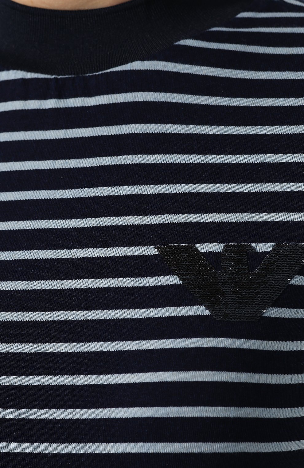 Хлопковая футболка EMPORIO ARMANI синего цвета по цене 17800 руб., арт. 3G2M84/2JSVZ, фото 5 Хлопковая футболка EMPORIO ARMANI, арт. 3G2M84/2JSVZ, фото 5
