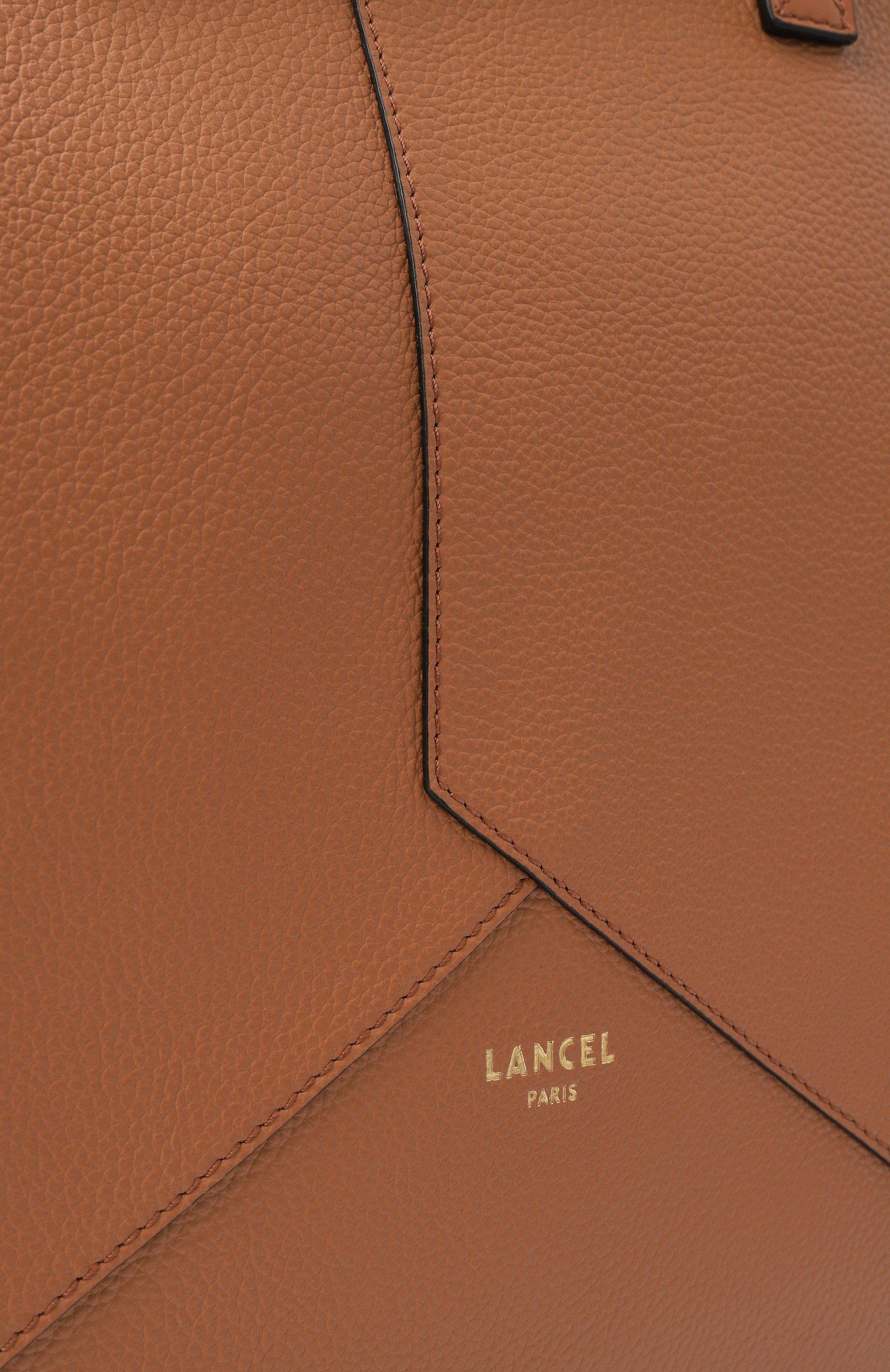 Сумка-тоут enveloppe medium LANCEL светло-коричневого цвета по цене 88650 руб., арт. A14021, фото 6 Сумка-тоут enveloppe medium LANCEL, арт. A14021, фото 6