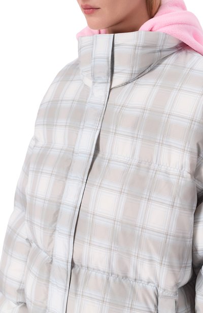 Пуховик PERVERT серого цвета по цене 56000 руб., арт. PE25/DJ03/63-30-11, фото 5 Пуховик PERVERT, арт. PE25/DJ03/63-30-11, фото 5