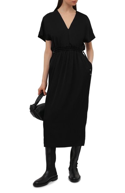 Платье из вискозы DRIES VAN NOTEN черного цвета по цене 88350 руб., арт. 211-11088-2146, фото 2 Платье из вискозы DRIES VAN NOTEN, арт. 211-11088-2146, фото 2
