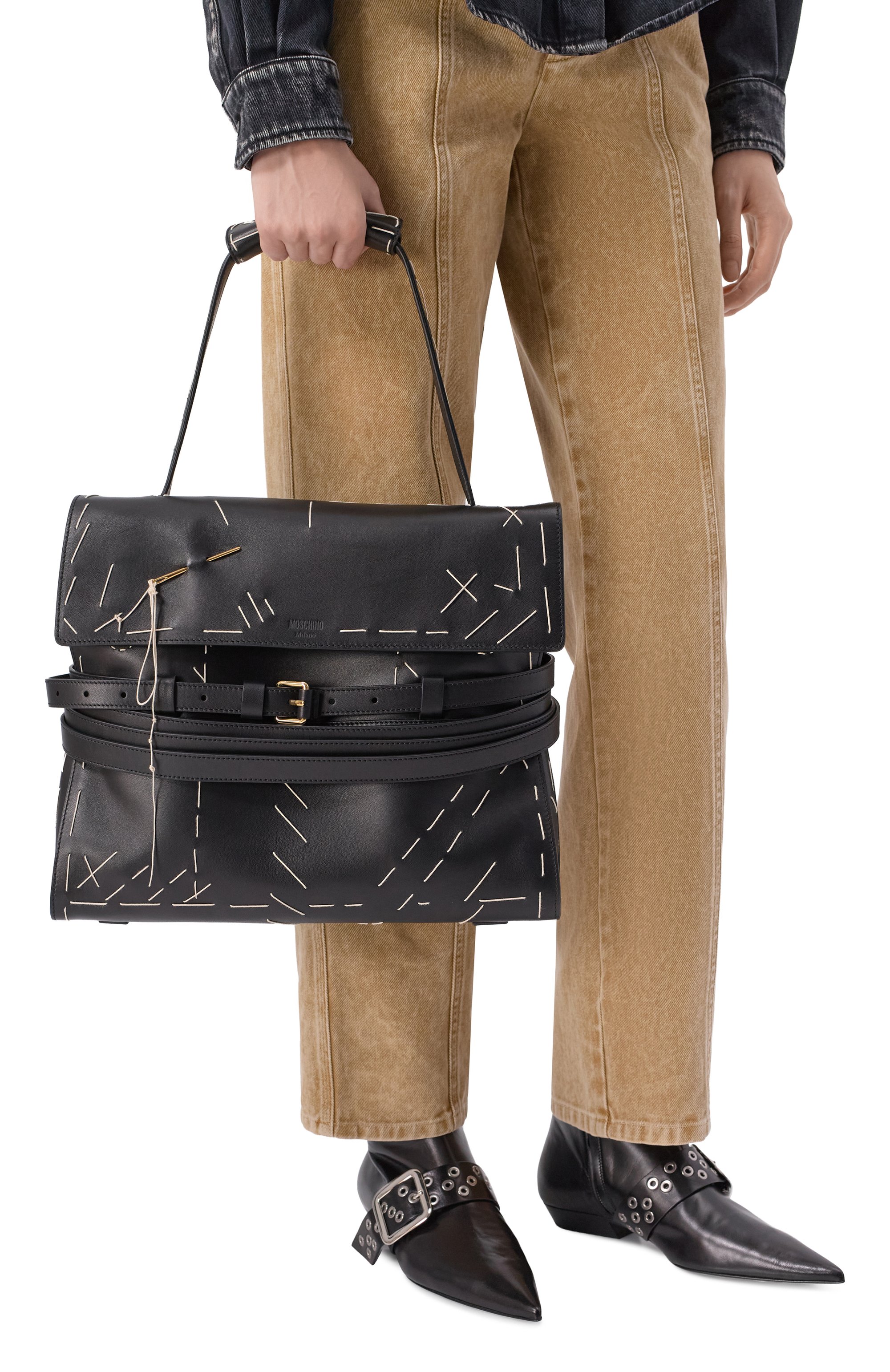 Сумка tie me medium MOSCHINO черного цвета по цене 244000 руб., арт. MC4200PP0N/0A3, фото 2 Сумка tie me medium MOSCHINO, арт. MC4200PP0N/0A3, фото 2