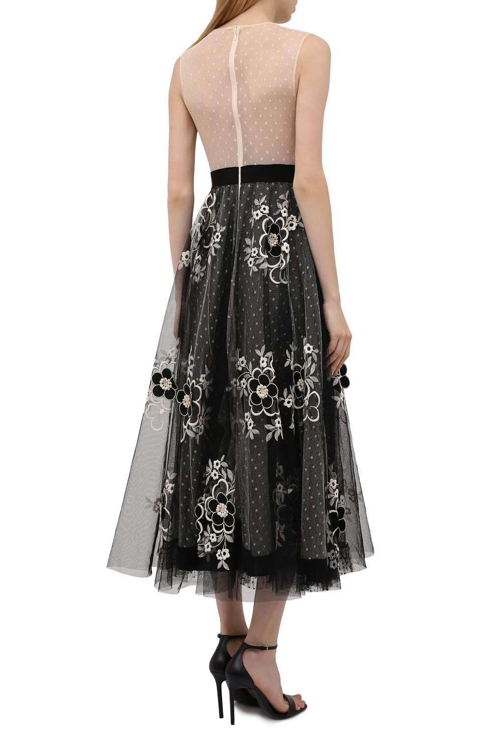 Платье REDVALENTINO черно-белого цвета по цене 113000 руб., арт. WR3VA18Q/634, фото 4 Платье REDVALENTINO, арт. WR3VA18Q/634, фото 4