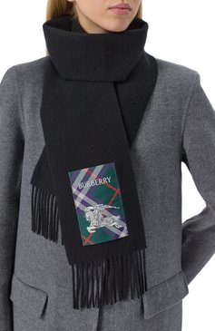 Женский кашемировый шарф BURBERRY черного цвета, арт. 8103997 | Фото 2 (Нос: Не проставлено; Материал: Текстиль, Кашемир, Шерсть)
