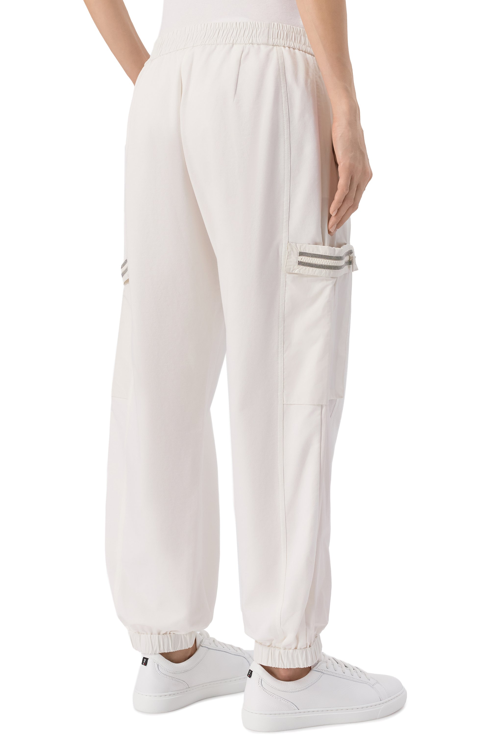 Хлопковые джоггеры BRUNELLO CUCINELLI белого цвета по цене 175500 руб., арт. MH827EP499, фото 4 Хлопковые джоггеры BRUNELLO CUCINELLI, арт. MH827EP499, фото 4