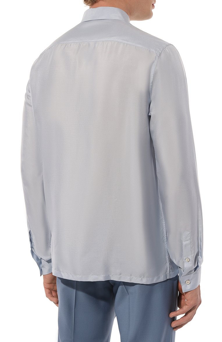 Мужская шелковая рубашка PRADA голубого цвета, арт. UCN123-1W5X-F0012-192 | Фото 4 (Рукава: Длинные; Длина (для топов): Стандартные; Материал внешний: Шелк; Рубашки М: Classic Fit; Случай: Повседневный; Стили: Кэжуэл; Манжеты: На пуговицах; Принт: Однотонные; Воротник: Кент; Детали: Без декора; Автоматизация ТО: Проставлено; Автоматизация состава: Проставлено)