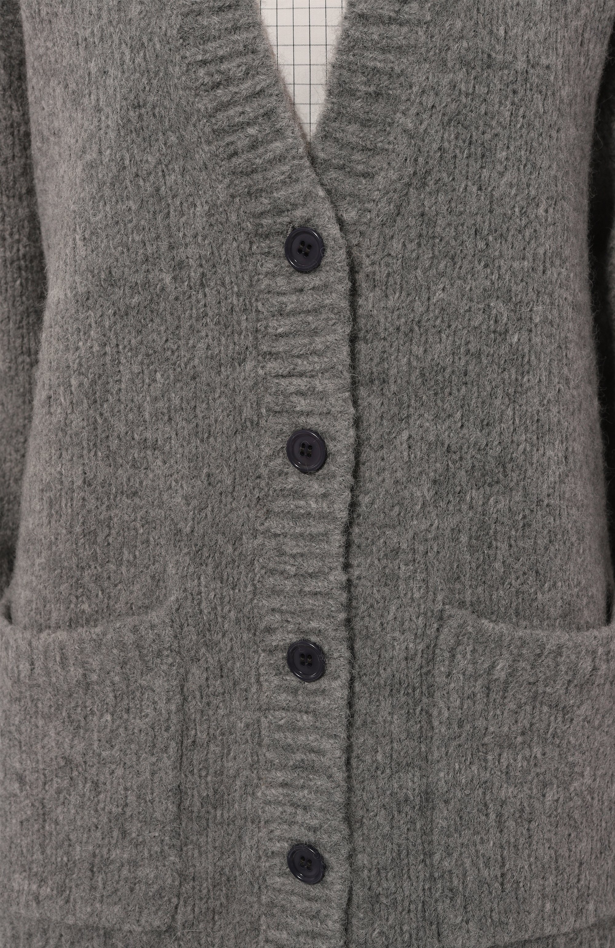 Шерстяной кардиган DRIES VAN NOTEN серого цвета по цене 99500 руб., арт. 242-011219-9709, фото 5 Шерстяной кардиган DRIES VAN NOTEN, арт. 242-011219-9709, фото 5