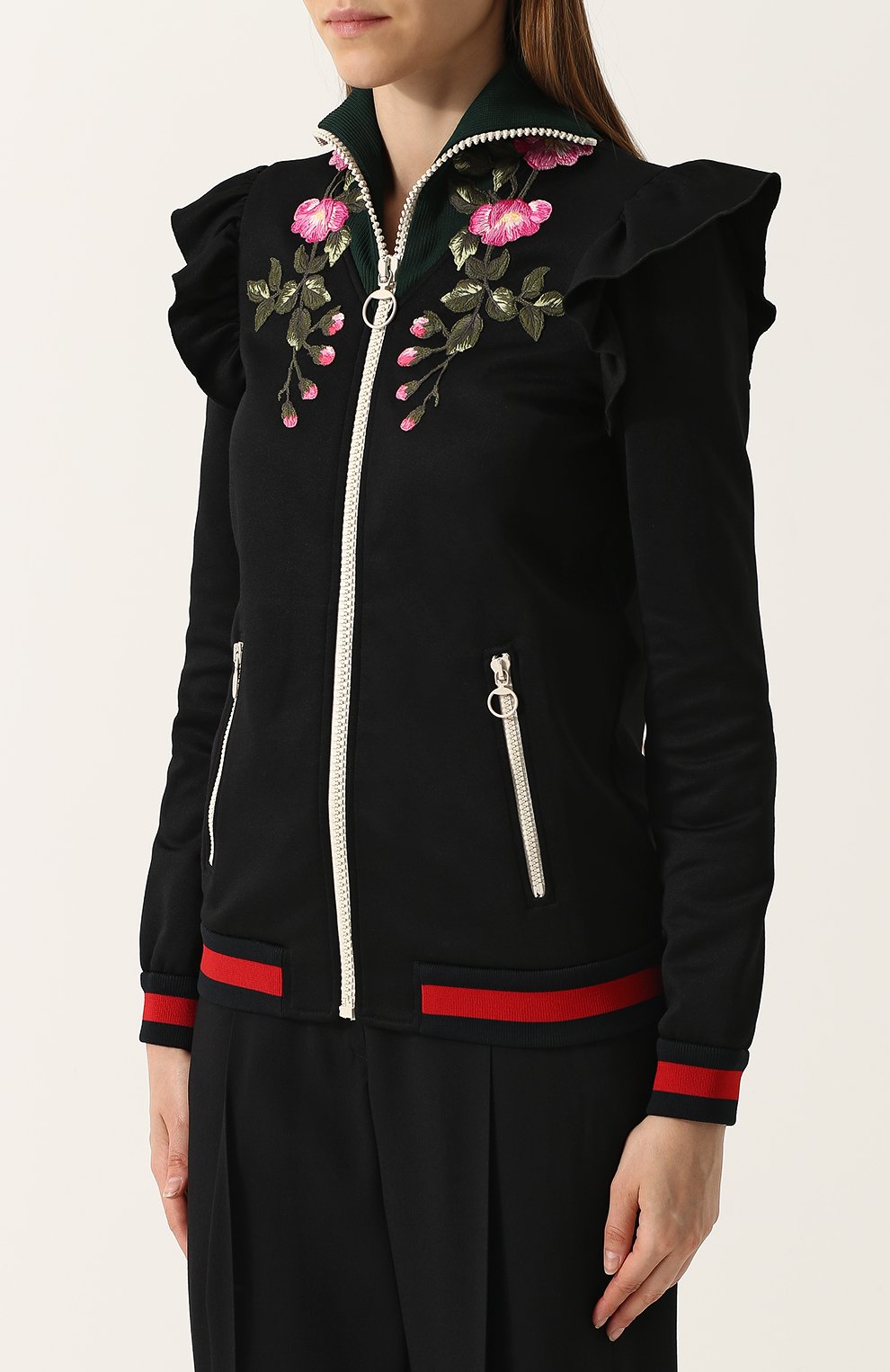 Кардиган на молнии с контрастной цветочной вышивкой GUCCI черного цвета по цене 107000 руб., арт. 479536/X9C11, фото 3 Кардиган на молнии с контрастной цветочной вышивкой GUCCI, арт. 479536/X9C11, фото 3