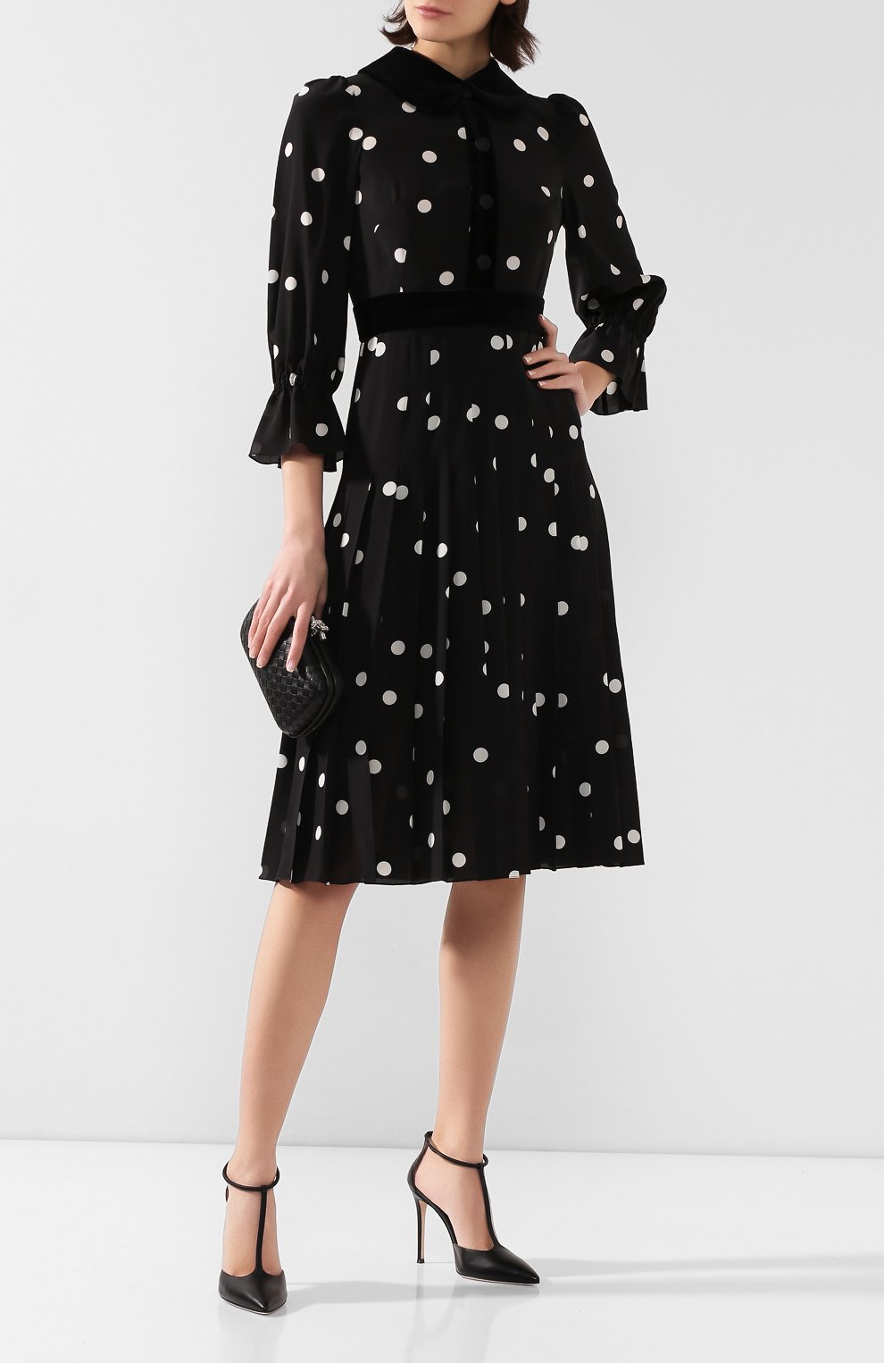 Платье в горох DOLCE & GABBANA черно-белого цвета по цене 220500 руб., арт. F6F5MT/HS15T, фото 2 Платье в горох DOLCE & GABBANA, арт. F6F5MT/HS15T, фото 2