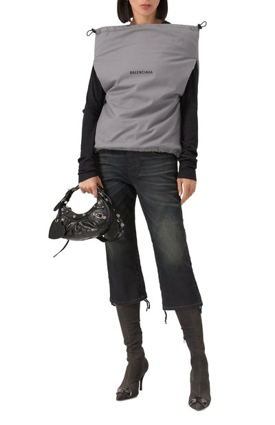 Джинсовые шорты BALENCIAGA темно-синего цвета по цене 159500 руб., арт. 809619/TRW64, фото 2 Джинсовые шорты BALENCIAGA, арт. 809619/TRW64, фото 2