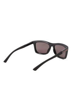 Женские солнцезащитные очки GUCCI черного цвета, арт. GG1735S 001 | Фото 4 (Нос: Не проставлено; Региональные ограничения белый список (Axapta Mercury): Не проставлено; Кросс-КТ: С/з-унисекс; Тип очков: С/з; Материал: Металл; Оптика Гендер: оптика-унисекс; Очки форма: Прямоугольные)