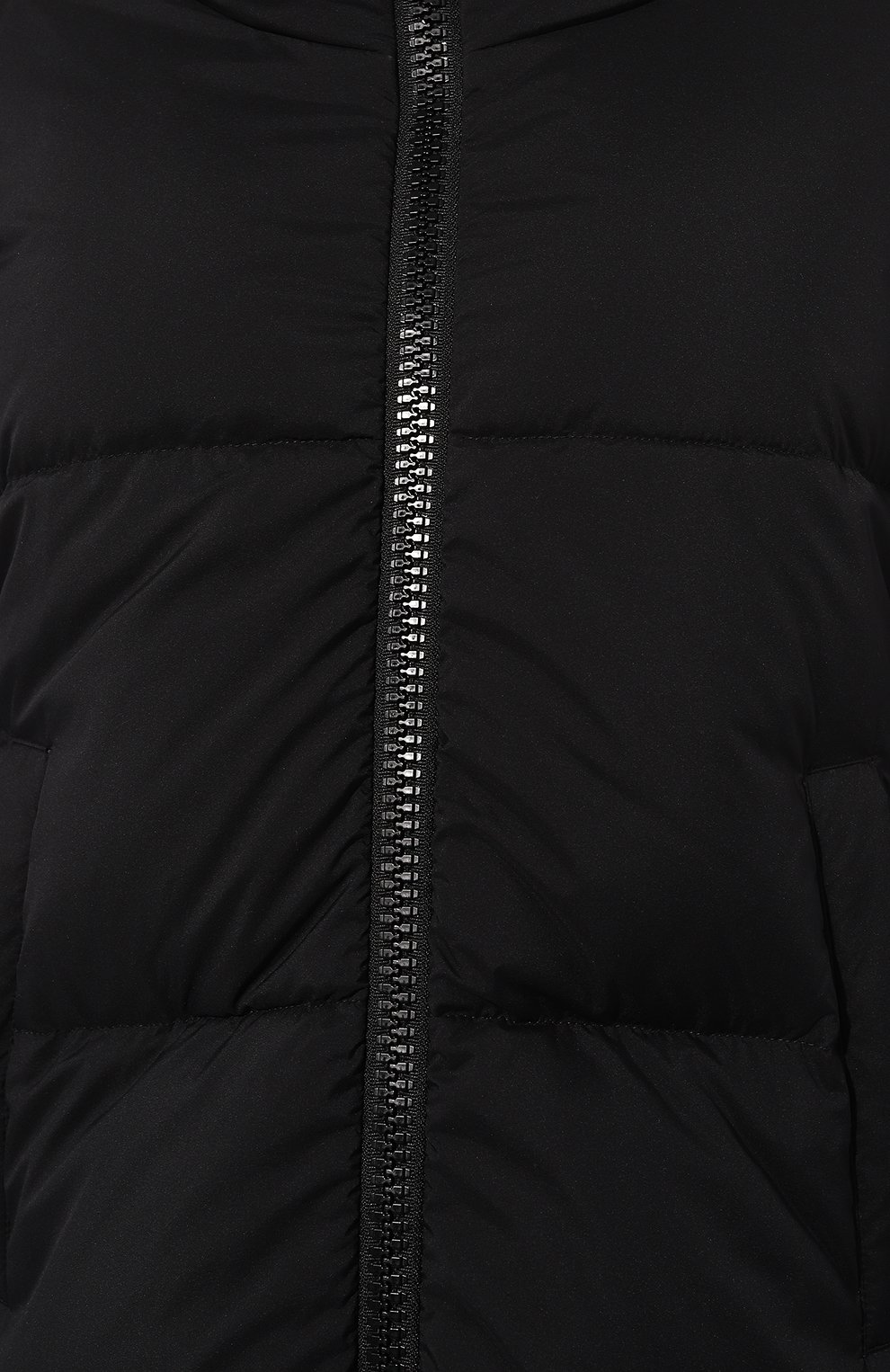Пуховик HERNO черного цвета по цене 103500 руб., арт. PI001959D/12456Z, фото 5 Пуховик HERNO, арт. PI001959D/12456Z, фото 5