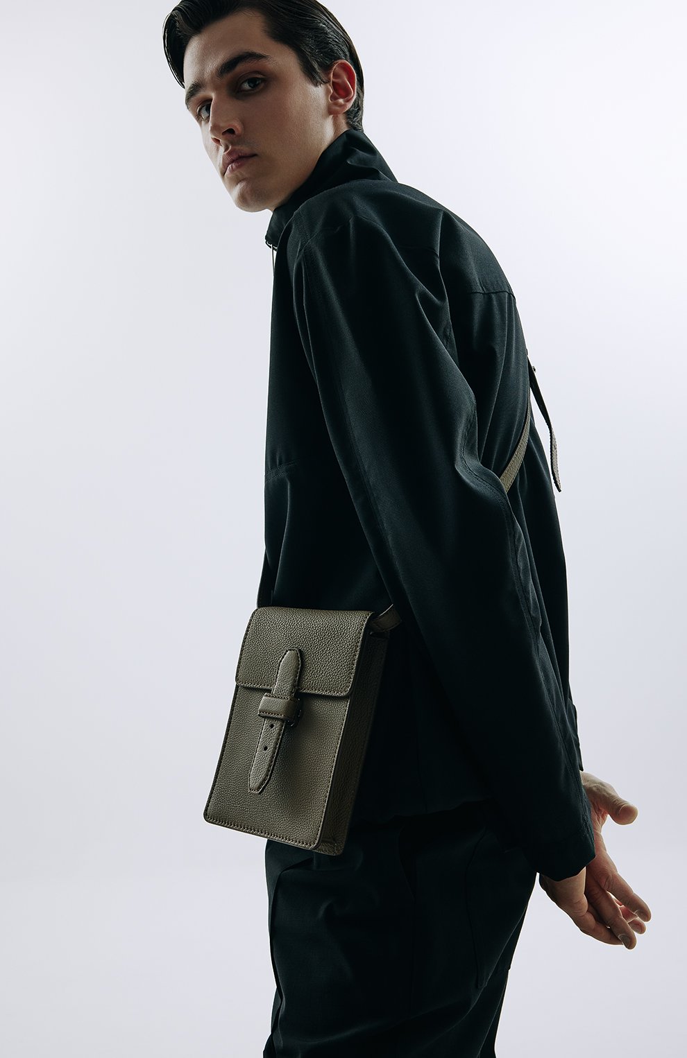 Кожаная сумка BRIONI серого цвета по цене 138500 руб., арт. 0IW40L/01719, фото 8 Кожаная сумка BRIONI, арт. 0IW40L/01719, фото 8