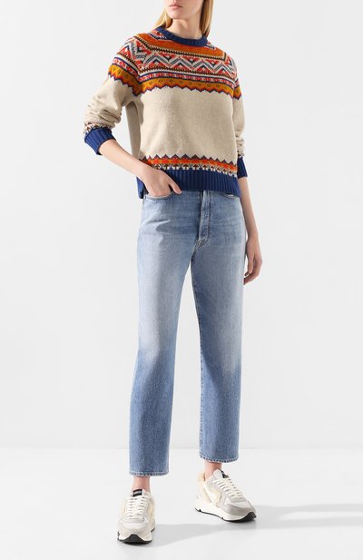 Джинсы GOLDEN GOOSE DELUXE BRAND голубого цвета по цене 42650 руб., арт. G35WP014.A2, фото 2 Джинсы GOLDEN GOOSE DELUXE BRAND, арт. G35WP014.A2, фото 2