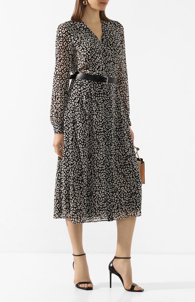 Платье с ремнем MICHAEL MICHAEL KORS черно-белого цвета по цене 24150 руб., арт. MH98Y46DDM, фото 2 Платье с ремнем MICHAEL MICHAEL KORS, арт. MH98Y46DDM, фото 2