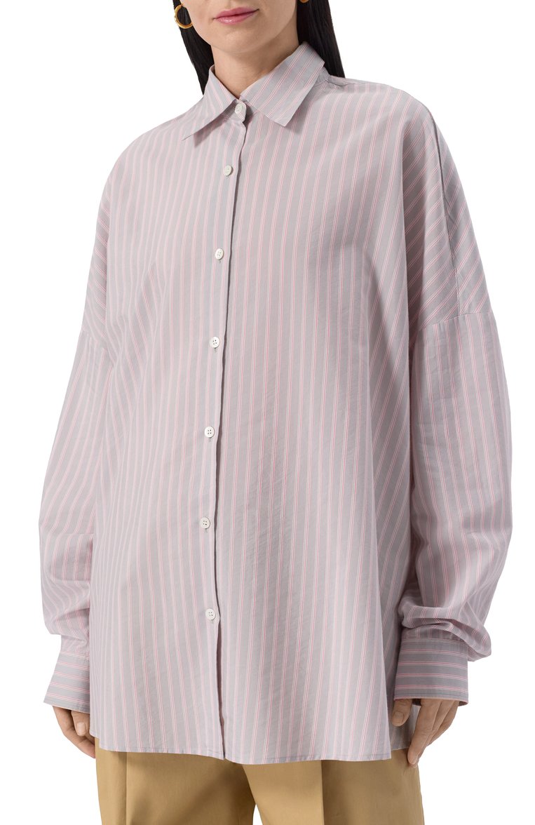 Женская рубашка DRIES VAN NOTEN серого цвета, арт. 251-010700-1524 | Фото 3 (Автоматизация ТО: Проставлено; Длина (для топов): Удлиненные; Рукава: Длинные; Материал внешний: Хлопок, Вискоза; Автоматизация состава: Проставлено; Женское Кросс-КТ: Рубашка-одежда; Принт: Полоска, С принтом; Стили: Классический)