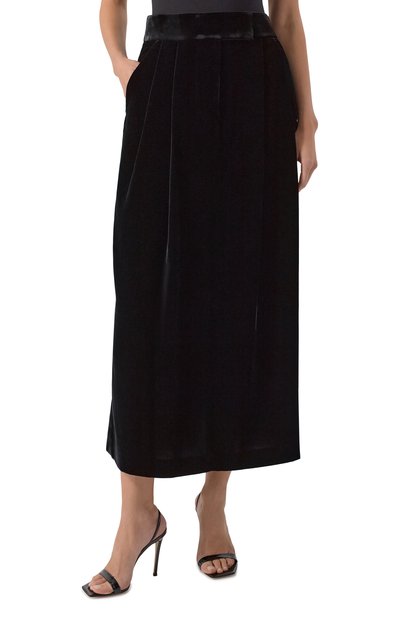 Бархатная юбка GIORGIO ARMANI черного цвета по цене 272500 руб., арт. GW001893/TE10831, фото 3 Бархатная юбка GIORGIO ARMANI, арт. GW001893/TE10831, фото 3