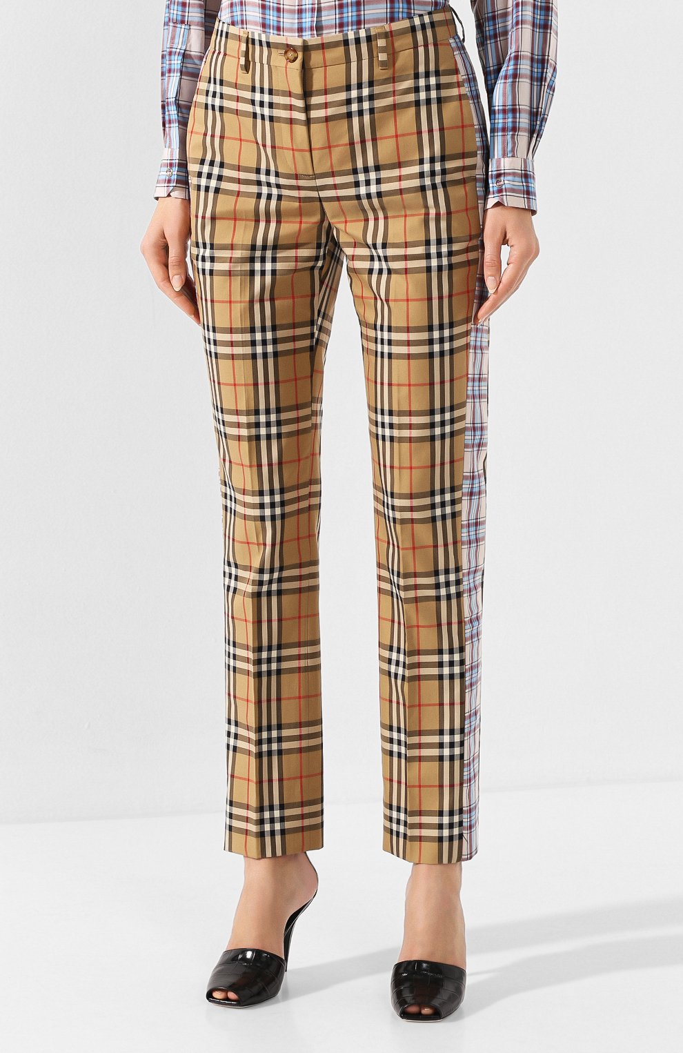Хлопковые брюки BURBERRY бежевого цвета по цене 81750 руб., арт. 8016903, фото 3 Хлопковые брюки BURBERRY, арт. 8016903, фото 3