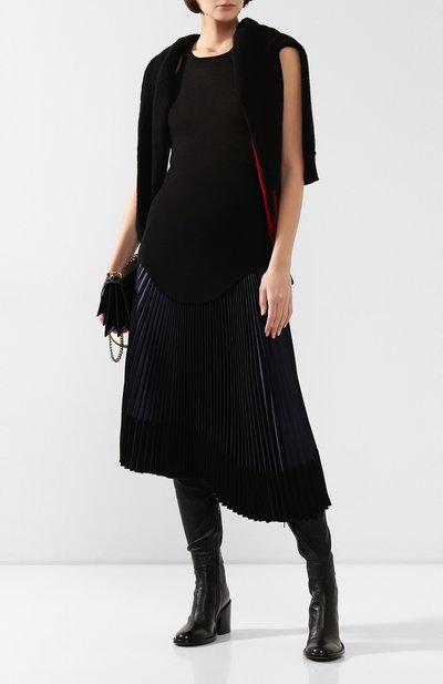 Майка из смеси вискозы и шелка RICK OWENS черного цвета по цене 22900 руб., арт. RP20S1101/RC, фото 2 Майка из смеси вискозы и шелка RICK OWENS, арт. RP20S1101/RC, фото 2