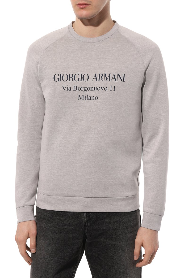 Мужской хлопковый свитшот GIORGIO ARMANI серого цвета, арт. 3GSM81/SJSXZ | Фото 3 (Рукава: Длинные; Длина (для топов): Стандартные; Материал внешний: Хлопок; Принт: С принтом; Стили: Кэжуэл; Мужское Кросс-КТ: свитшот-одежда; Материал сплава: Проставлено; Драгоценные камни: Проставлено)