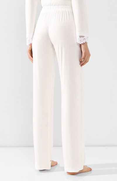 Пижама LA PERLA белого цвета по цене 43650 руб., арт. 0043600, фото 5 Пижама LA PERLA, арт. 0043600, фото 5