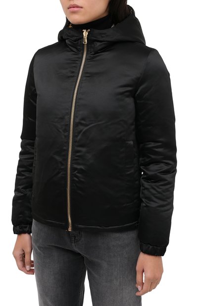 Пуховая куртка VERSACE JEANS COUTURE черного цвета по цене 68150 руб., арт. E5HZA959-ZDP409/25131, фото 3 Пуховая куртка VERSACE JEANS COUTURE, арт. E5HZA959-ZDP409/25131, фото 3