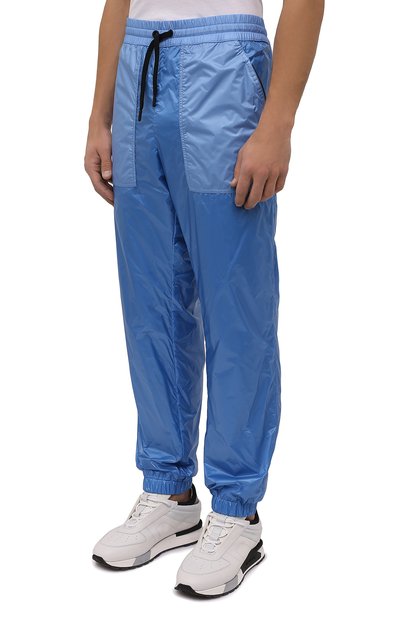 Джоггеры MONCLER GRENOBLE синего цвета по цене 49950 руб., арт. G2-09Q-2A000-01-539YL, фото 3 Джоггеры MONCLER GRENOBLE, арт. G2-09Q-2A000-01-539YL, фото 3