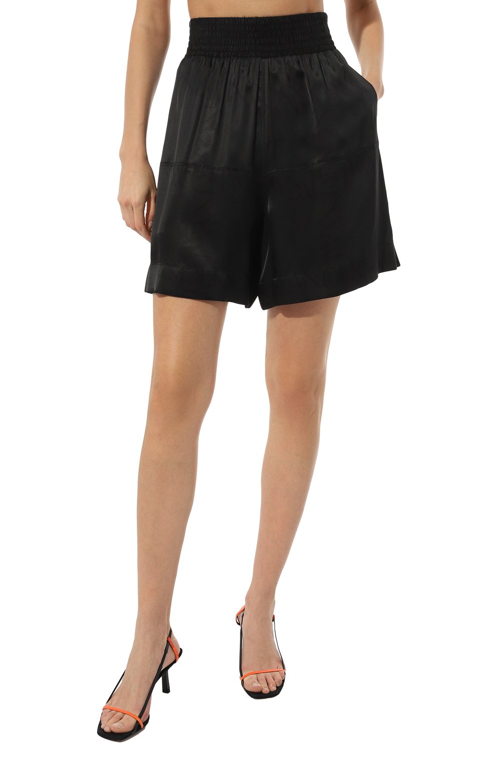 Шорты из вискозы JW ANDERSON черного цвета по цене 89950 руб., арт. SR0032PG0782 999, фото 3 Шорты из вискозы JW ANDERSON, арт. SR0032PG0782 999, фото 3
