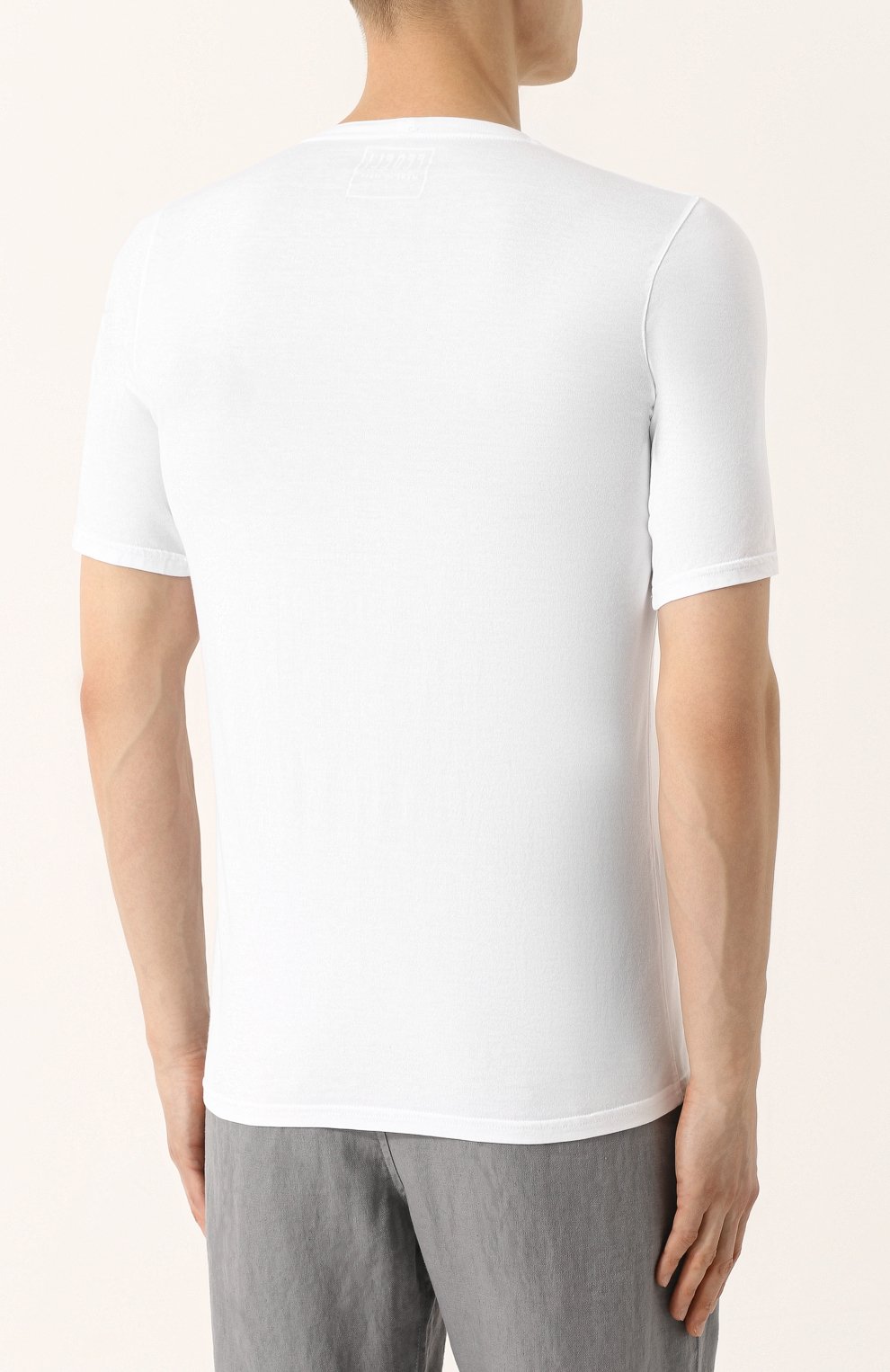 Хлопковая однотонная футболка FEDELI белого цвета по цене 14400 руб., арт. 1UE00298, фото 4 Хлопковая однотонная футболка FEDELI, арт. 1UE00298, фото 4