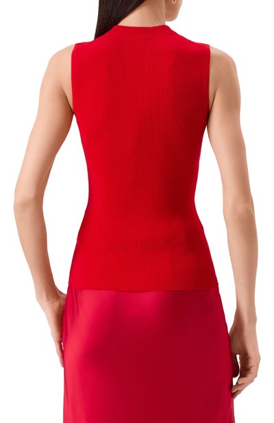 Топ из вискозы BOSS красного цвета по цене 19950 руб., арт. 50473237, фото 4 Топ из вискозы BOSS, арт. 50473237, фото 4