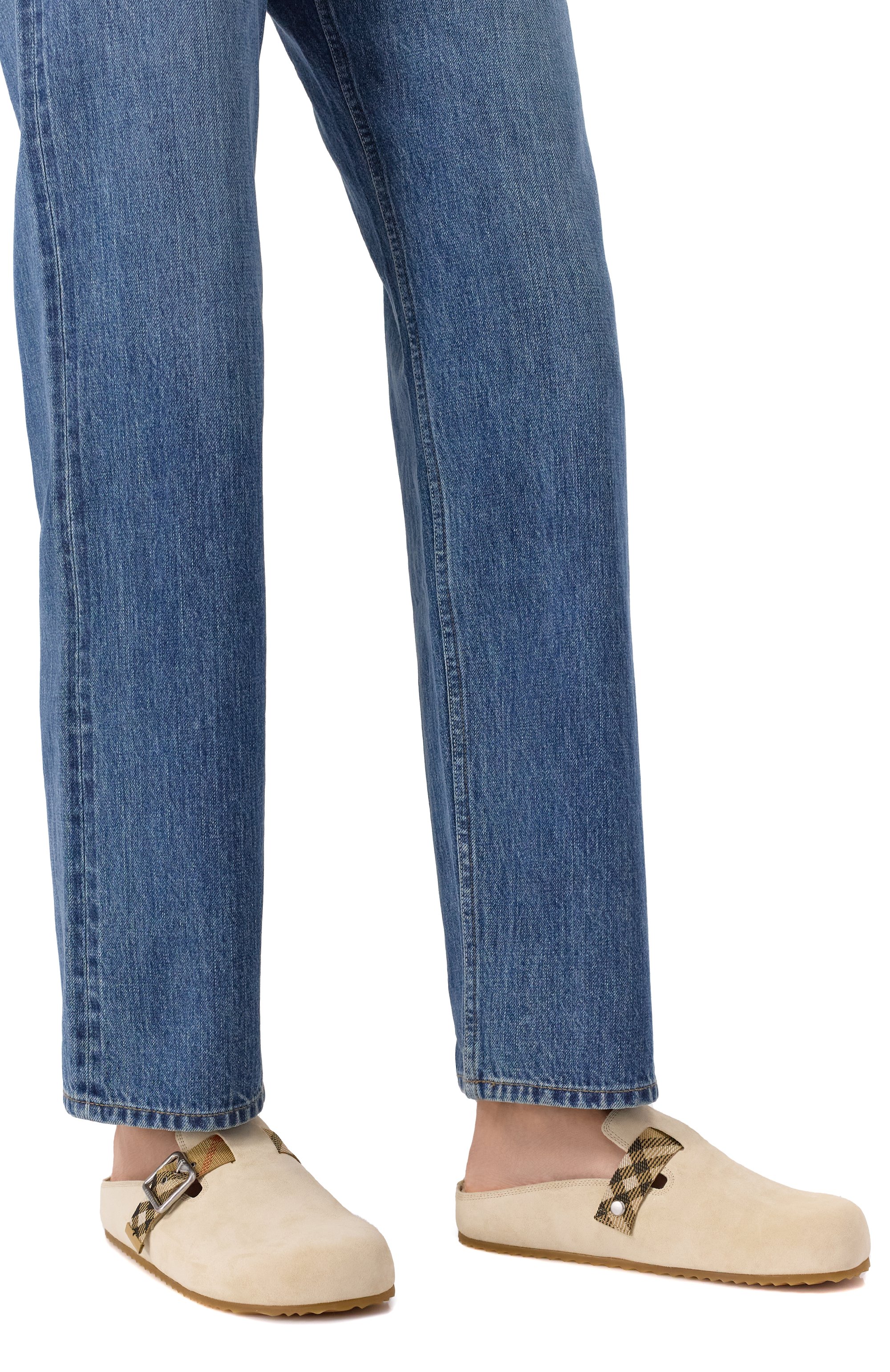 Замшевые сабо urchin BURBERRY кремового цвета по цене 77900 руб., арт. 8106114, фото 3 Замшевые сабо urchin BURBERRY, арт. 8106114, фото 3