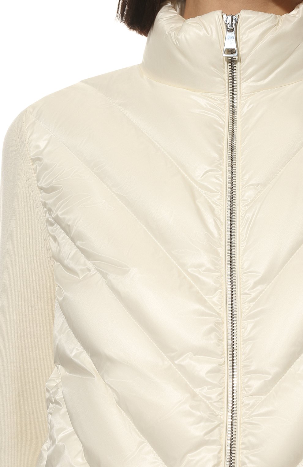 Кардиган MONCLER кремового цвета по цене 78500 руб., арт. H1-093-9B000-23-M1131, фото 5 Кардиган MONCLER, арт. H1-093-9B000-23-M1131, фото 5