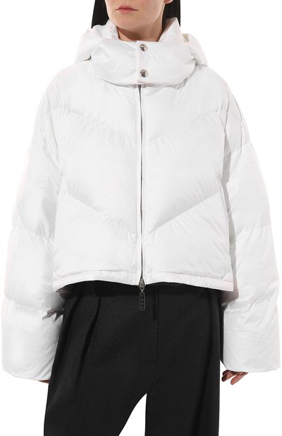 Пуховик YANA DRESS белого цвета по цене 78000 руб., арт. YD010302.0079.000100.00.23, фото 3 Пуховик YANA DRESS, арт. YD010302.0079.000100.00.23, фото 3