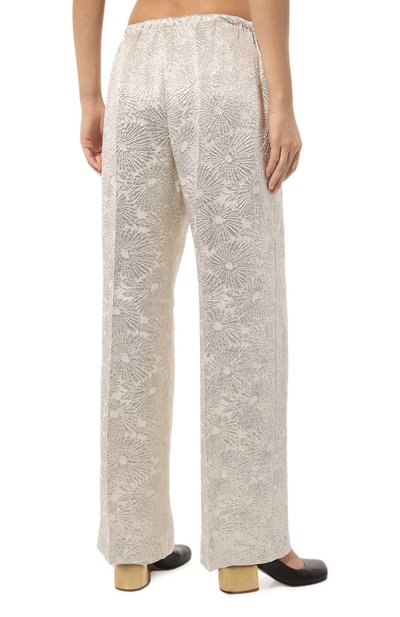 Шелковые брюки DRIES VAN NOTEN серебряного цвета по цене 95500 руб., арт. 232-010918-7077, фото 4 Шелковые брюки DRIES VAN NOTEN, арт. 232-010918-7077, фото 4