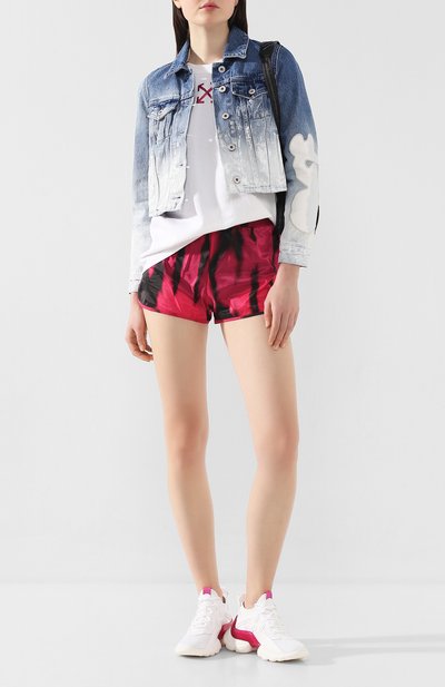Хлопковая футболка OFF-WHITE белого цвета по цене 16300 руб., арт. 0WAA049R20B071000128, фото 2 Хлопковая футболка OFF-WHITE, арт. 0WAA049R20B071000128, фото 2