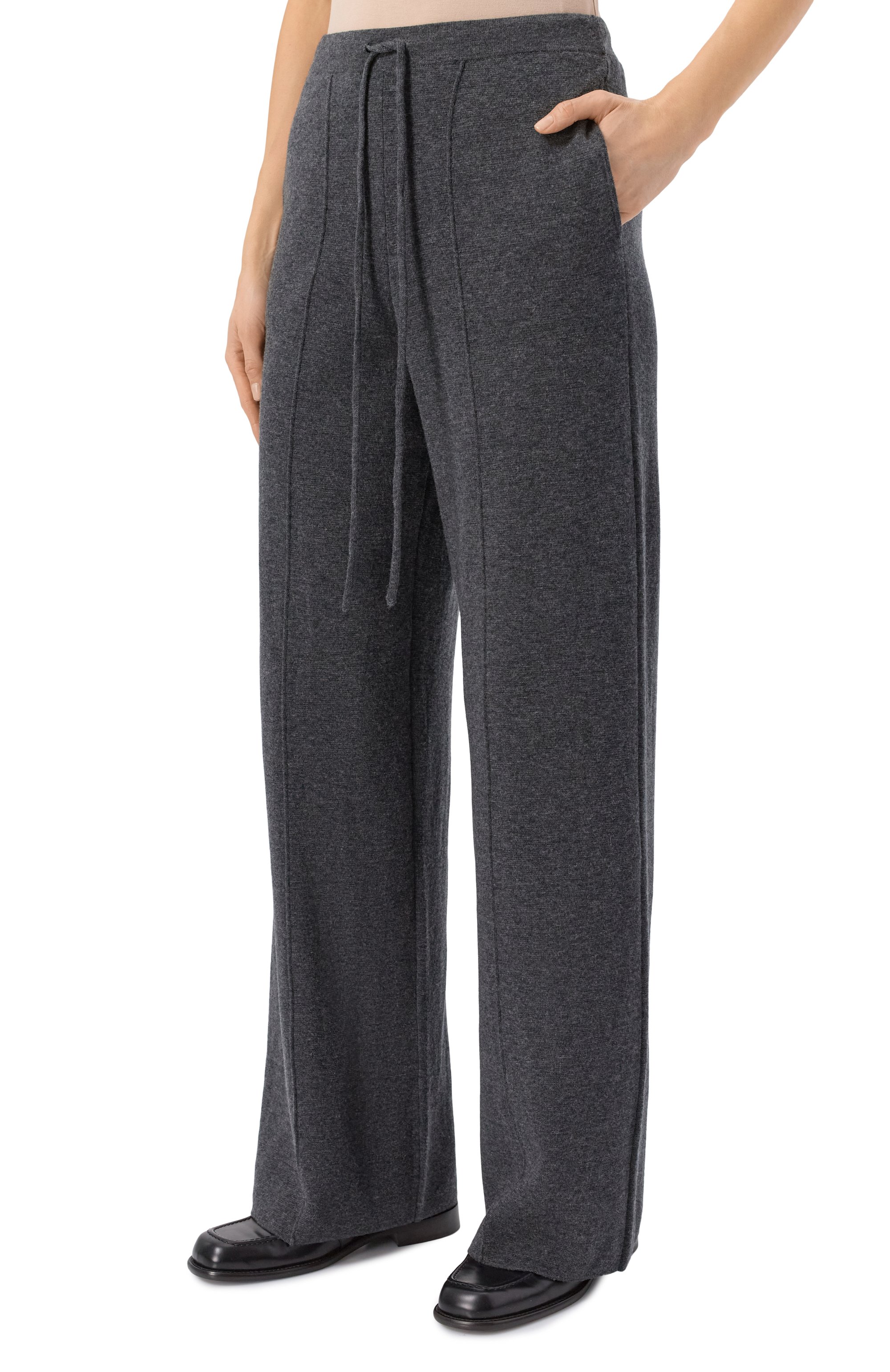 Брюки из шерсти и хлопка ADDICTED темно-серого цвета по цене 32650 руб., арт. AD2539, фото 3 Брюки из шерсти и хлопка ADDICTED, арт. AD2539, фото 3