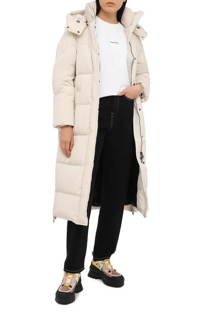 Пуховик WOOLRICH светло-бежевого цвета по цене 95700 руб., арт. CFWW0U0312FR/UT1148, фото 2 Пуховик WOOLRICH, арт. CFWW0U0312FR/UT1148, фото 2