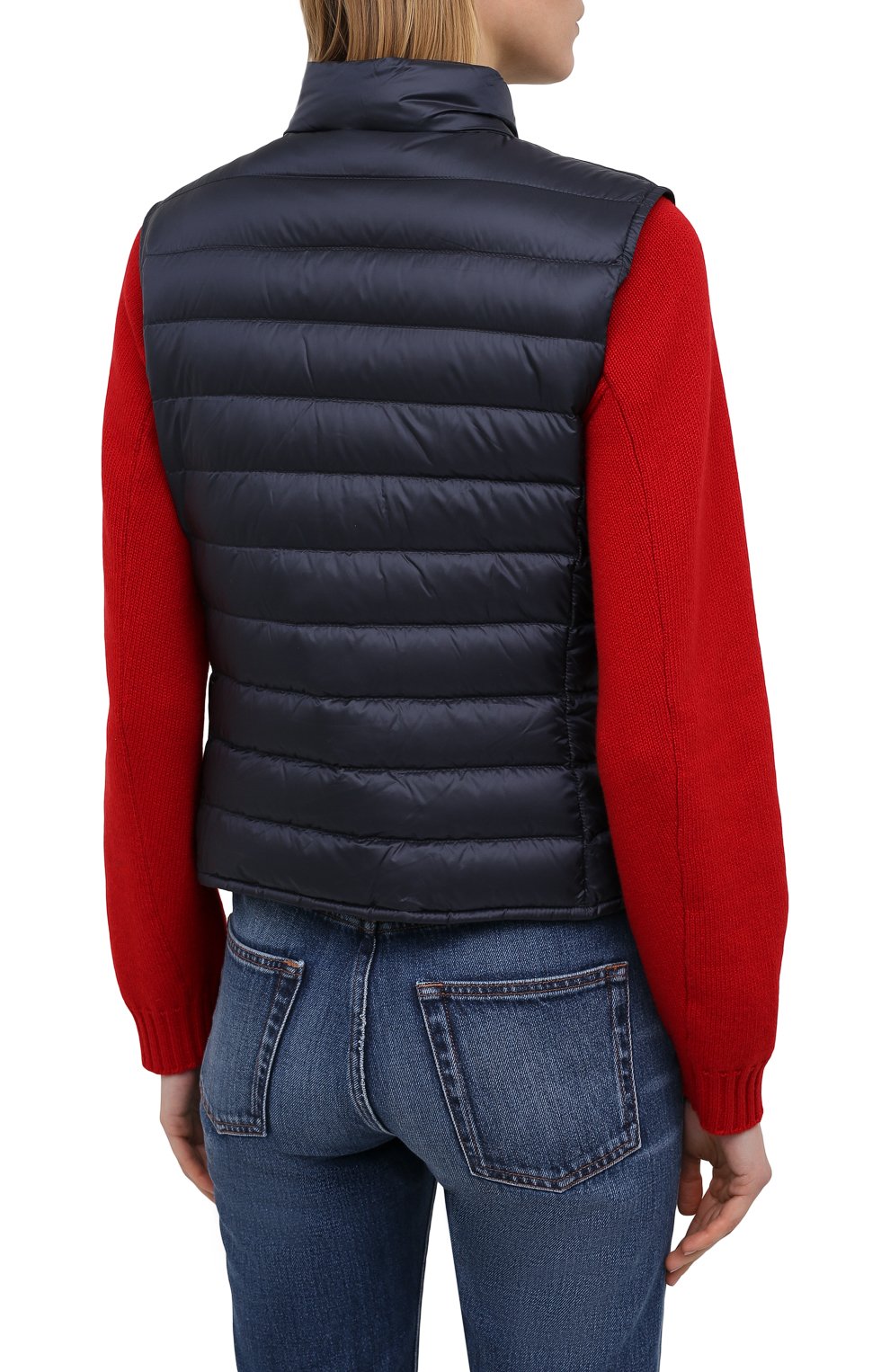 Пуховый жилет MONCLER темно-синего цвета по цене 64400 руб., арт. G1-093-1A102-00-53048, фото 4 Пуховый жилет MONCLER, арт. G1-093-1A102-00-53048, фото 4