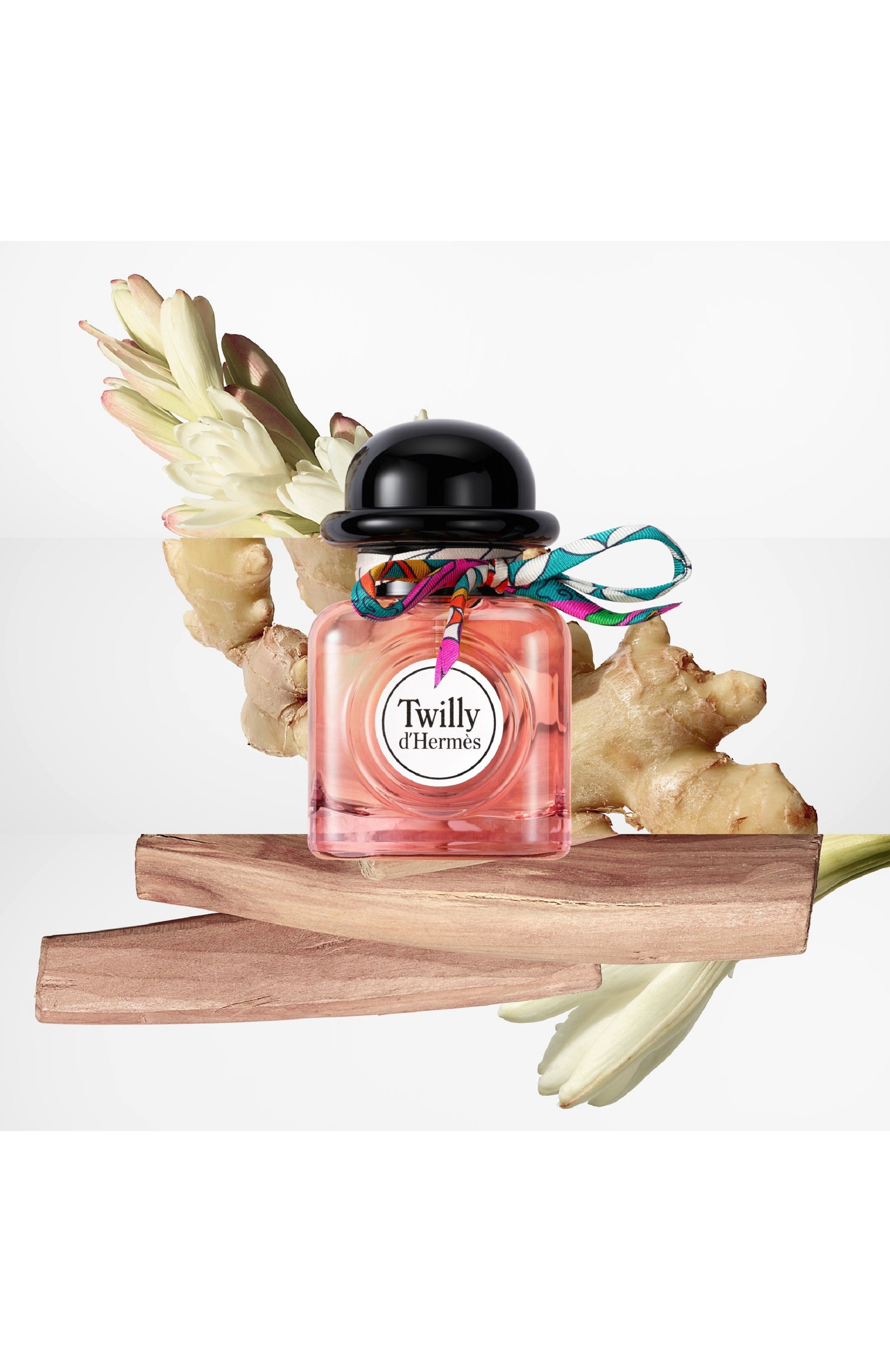 Парфюмерная вода twilly d`hermes (30ml) HERMÈS бесцветного цвета по цене 11500 руб., арт. 3346130010340, фото 2 Парфюмерная вода twilly d`hermes (30ml) HERMÈS, арт. 3346130010340, фото 2