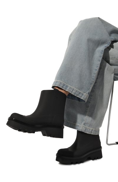 Полусапоги raina CHLOÉ черного цвета по цене 55900 руб., арт. CHC23A904FP, фото 3 Полусапоги raina CHLOÉ, арт. CHC23A904FP, фото 3