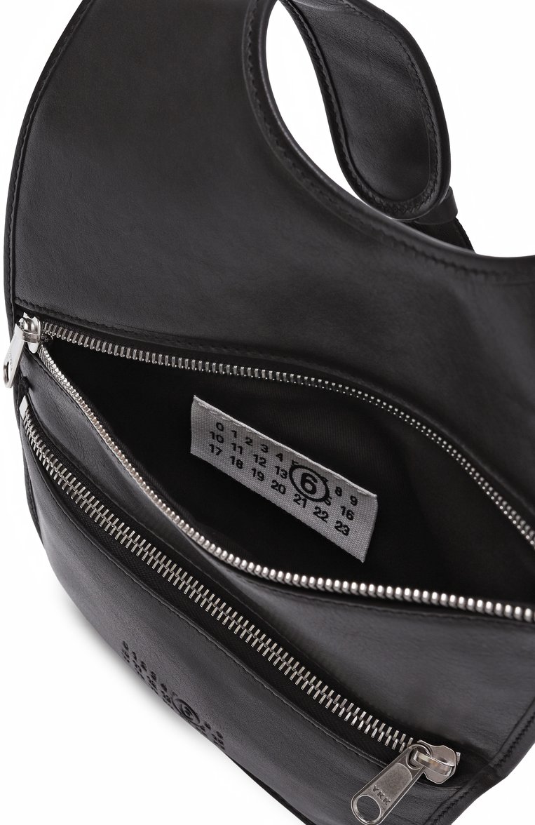 Мужского сумка flat saddle mini MM6 черного цвета, арт. SB5WG0026/P7253 | Фото 5 (Материал: Натуральная кожа; Региональные ограничения белый список (Axapta Mercury): Не проставлено; Нос: Не проставлено)