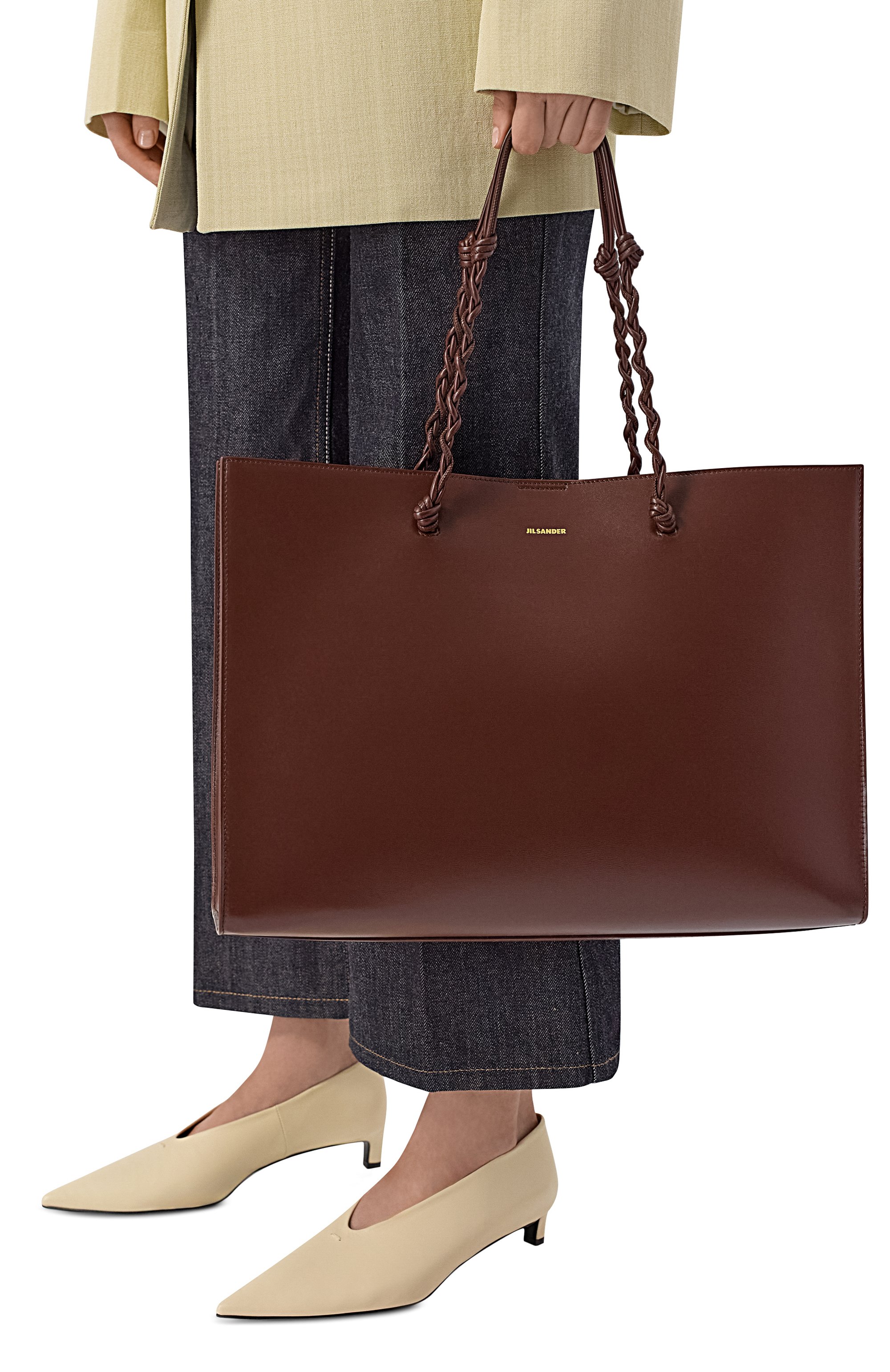 Сумка-тоут tangle JIL SANDER темно-коричневого цвета по цене 216500 руб., арт. J07WC0039/P4841, фото 2 Сумка-тоут tangle JIL SANDER, арт. J07WC0039/P4841, фото 2