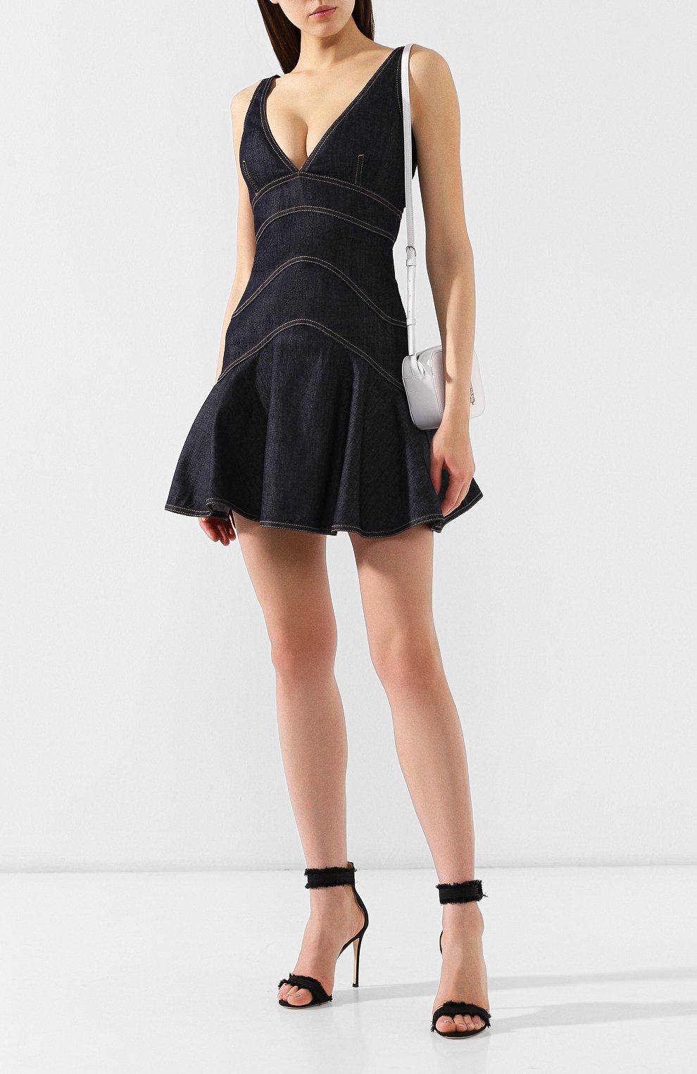 Джинсовое платье DSQUARED2 синего цвета по цене 29950 руб., арт. S75CV0021/S30330, фото 2 Джинсовое платье DSQUARED2, арт. S75CV0021/S30330, фото 2